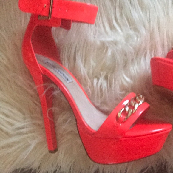 Heels - Picture 2 of 5